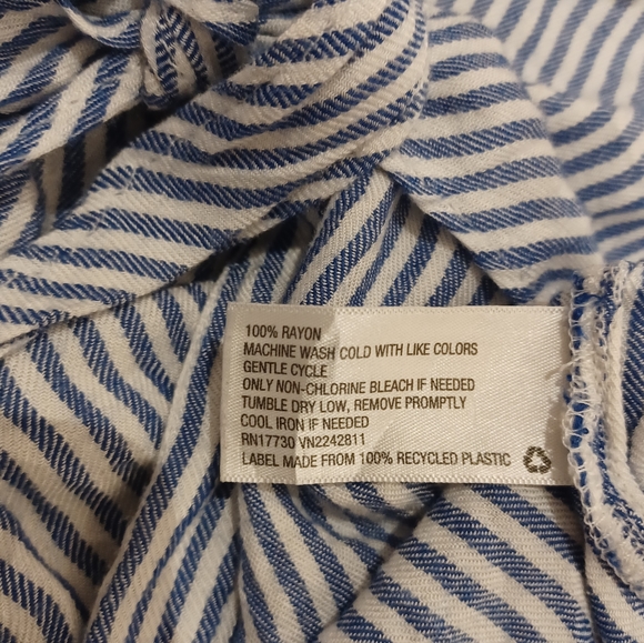 Striped tie-up Rayon shirt - Picture 7 of 7